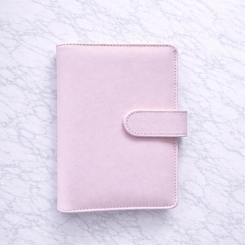 Classeur budget A6 rose pour ranger ses enveloppes budget